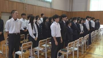 奥能登に残る選択は3割…「地元に残る選択肢に」輪島高校の一年生に地元企業が魅力PR