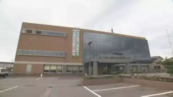 灰がくすぶり出火か 石川・津幡町の県森林公園で下草や丸太が焼ける