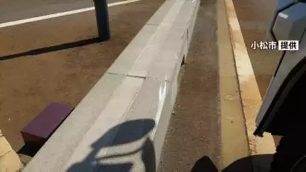 自動運転バスが縁石と接触 当面運転取りやめへ 小松空港と駅結ぶ