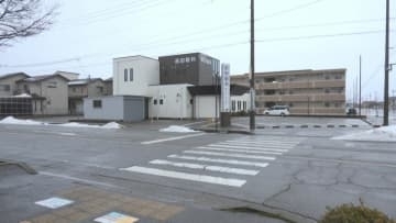 横断歩道で女子大学生(20)はねられ意識不明 石川・白山市の交差点