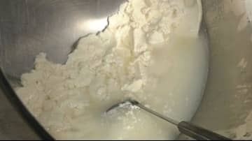 「断水」の一報に動揺広がる 「飲料水」「トイレ」「調理」「豆腐作り」水道水供給一時ストップの余波 「県水」に支えられる石川県