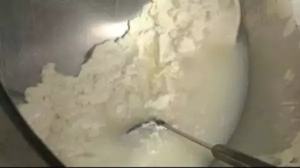 「断水」の一報に動揺広がる 「飲料水」「トイレ」「調理」「豆腐作り」水道水供給一時ストップの余波 「県水」に支えられる石川県