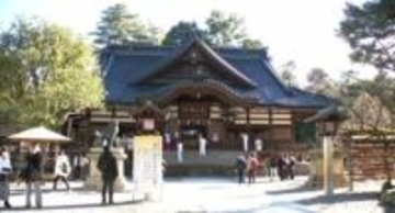 「1年の感謝を込めて 新年を迎える準備」石川県金沢市の尾山神社で年末のすす払い