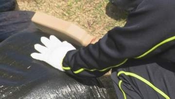 「土のうは台形に」自衛隊で小学生が防災の実践的ノウハウを学ぶ
