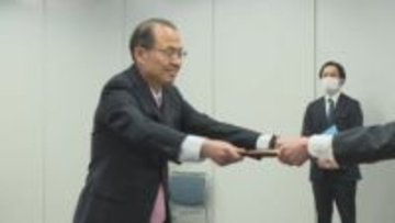 「身の引き締まる思い」石川県知事選挙・初当選の山野之義さんに当選証書 「県職員と信頼関係構築したい」