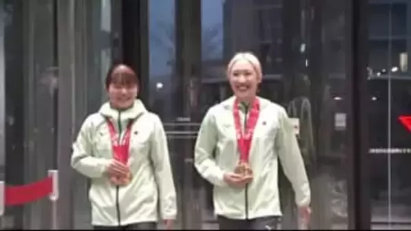 世界トランポリン競技選手権大会で金メダル トランポリン森ひかる選手と田中沙季選手に石川県スポーツ特別賞 森選手は最多5回目