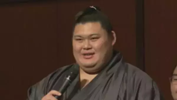 横綱・大の里が幸先よく白星発進 大相撲初場所・初日