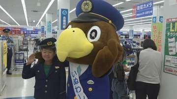 住宅の防犯や特殊詐欺対策をクイズで学ぶ 家電量販店と石川県警がタッグ 店内で啓発コーナー開設