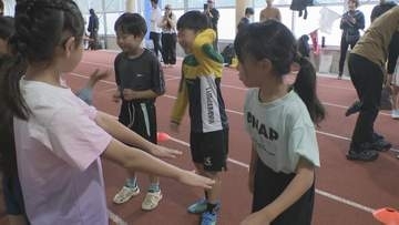“意欲がすごかった” 金沢マラソン前にジュニアランニングレッスン　小学生約７０人が参加し走りの基本学ぶ