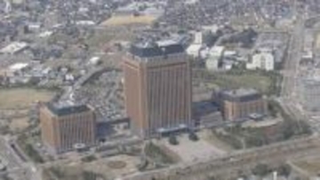 「知事室長と危機管理部長は留任」石川県職員人事異動2026・令和8年4月1日付け「年度末任用期間で留任」「役職定年の特例任用」等対象分