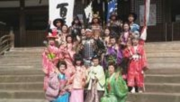 【金沢百万石まつり】6月の本番へ向け衣装合わせ　珠姫役・利常公役の子供たちもメイクやカツラに笑顔