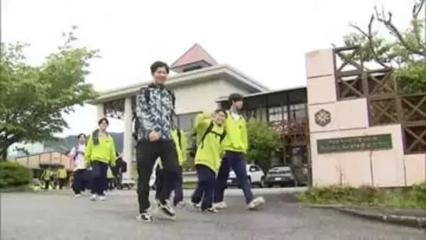 五ヶ瀬町で恒例の「わらじ遠足」