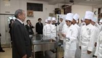 宮崎市の私立高校で「包丁入魂式」　調理科で学ぶ新入生が技術の向上を願う