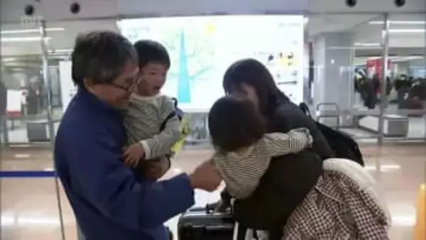 帰省ラッシュはじまる　宮崎空港は混雑