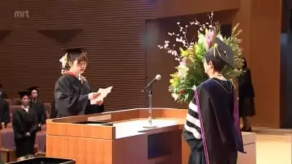 宮崎国際大学で卒業式　123人が新たな一歩を踏み出す