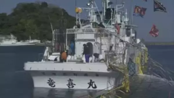 近海カツオ一本釣り漁業で漁獲高3年連続日本一達成　かつお一本釣り漁船　目井津港を出港