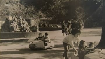 城山公園にあった動物園など　昭和初期から平成初期の延岡市を収めた写真展　延岡城・内藤記念博物館で始まる