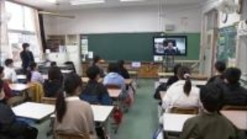 宮崎県内ほとんどの公立小中学校は25日から冬休み　宮崎市の小学校では集会
