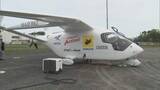 「全国初の飛行訓練　「電動航空機」宮崎空港に到着」の画像1