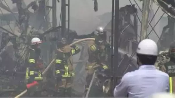 約5700頭の豚が焼け死ぬ　川南町で豚舎2棟全焼「機械から火が出た」