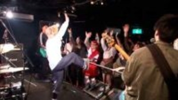 宮崎市の中心市街地で音楽と街歩きを楽しむイベント「メガネロックウォーク」