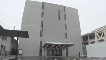 手を挙げて横断歩道を渡ってはねられたか　84歳女性をひき逃げの疑いで事情聴取　愛知・東浦町