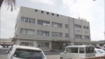 ボンネットにしがみつきながら110番…SAでの駐車トラブルが殺人未遂事件に発展　三重県