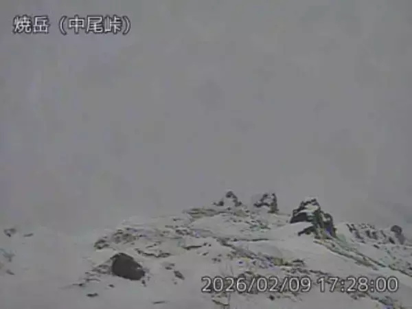北アルプスの活火山・焼岳　火口周辺警報「噴火警戒レベル２」（火口周辺規制）を継続　気象庁