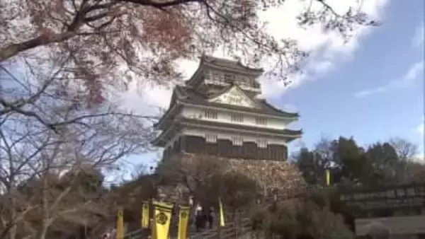 岐阜城で1年の汚れを落とす「すす払い」 今年は初めて一般の参加者も