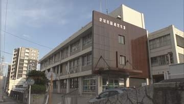 車道の真ん中に自転車…スタンドを立てて放置し車を妨害した疑い　名古屋市の45歳男を逮捕