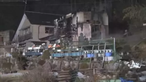 住宅火災で男女2人の遺体発見…中学生と小学生のきょうだいと連絡取れず　岐阜県関市