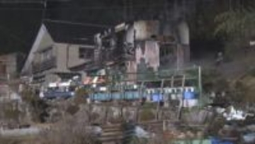 住宅火災で男女2人の遺体発見…中学生と小学生のきょうだいと連絡取れず　岐阜県関市