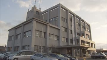 「性的欲求を満たすためにやった」中学校講師を盗撮の疑いで逮捕　入浴中の女性を撮影か　三重