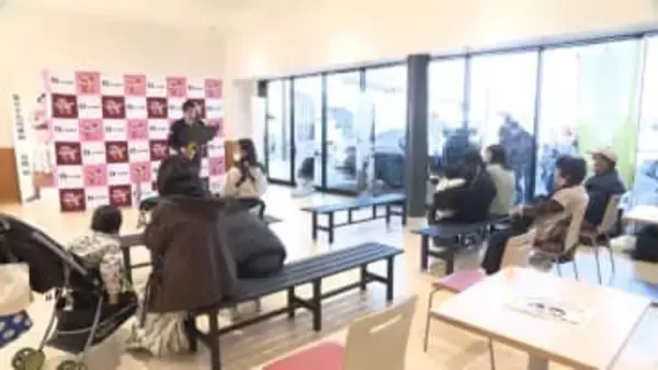 １月１０日は１１０番の日　「道の駅 かつらぎ」で広報啓発活動