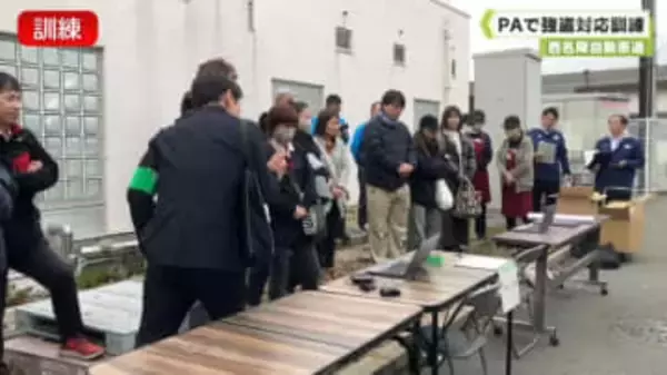 西名阪自動車道　パーキングエリアで強盗対応訓練