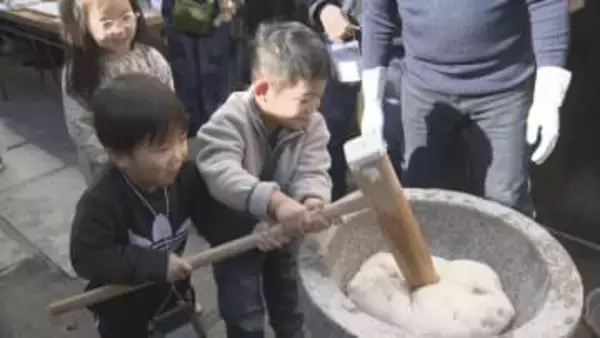 つきたてのお餅をぜんざいで！奈良町にぎわいの家　餅つき体験