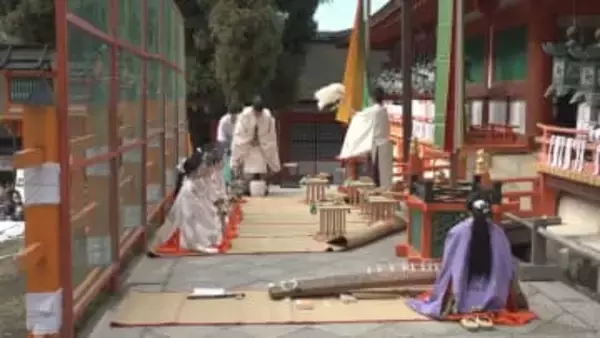 春日大社で神楽始式