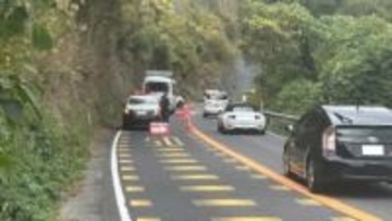 サッカークラブの中学生20人前後を乗せたマイクロバスと軽乗用車の衝突事故【雲仙市小浜町富津】