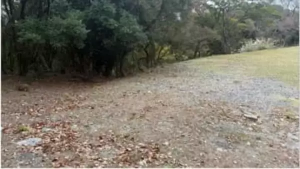 長崎市のキャンプ場に張られたテントで倒れていた若い男女　死亡女性は岡山県在住18歳と判明　男性は長崎県在住20代、意識不明続く