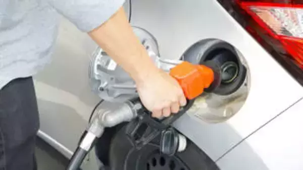 【ガソリン暫定税率廃止へ】実際、いつ安くなる？損しない給油のタイミング　"2週間ごとに5円刻み"