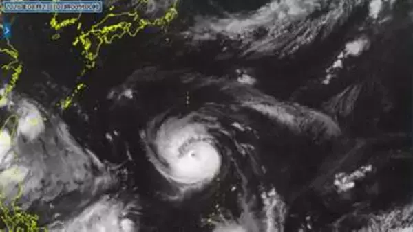 【台風18号(ソウデル)】衛星画像に「クッキリとした目」猛烈な勢力へ急発達中　24日に中心気圧925 hPa・最大瞬間風速70 m/sへ 週半ば沖縄直撃か【23日朝最新】