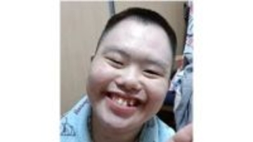 白血病再発…19歳息子に命がけの最新治療へ　24時間付き添うシングルマザーの決断、笑顔支えるクラファン【後編】