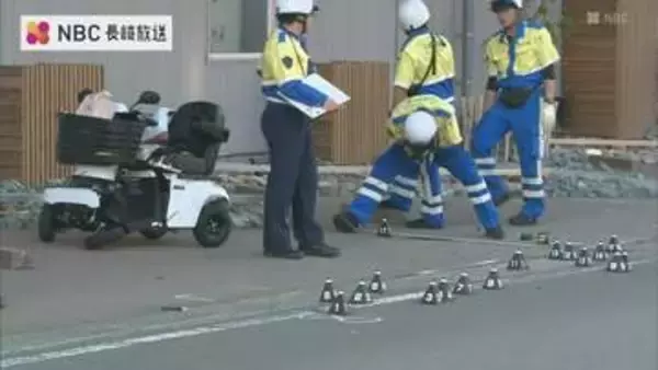 中型トラックと国道の路側帯付近を進行していた電動車いすが衝突　88歳の女性が意識不明の重体