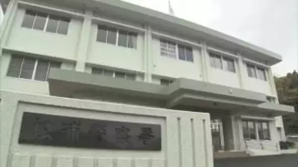 飲食店など 3棟を焼く火事 火元の飲食店女性「開店準備をしていた」顔に軽いやけども　長崎県松浦市　交通規制は解除。