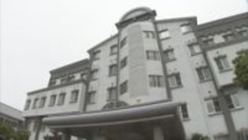 「殴ったこと間違いない」コンビニ駐車場でトラブル 40代男性の顔を複数回殴る 傷害容疑で21歳のとび職男を現行犯逮捕【長崎】