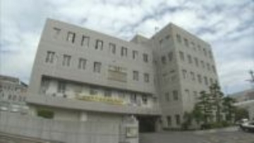 知人女性の胸倉つかんで引き倒し髪の毛を引っ張る 暴行容疑で男を逮捕【長崎県佐世保市】