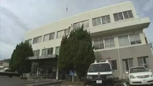 「なめとっとや、殺すぞ」近所の男性に包丁突きつけ脅した疑い　無職の60代男を逮捕【長崎】