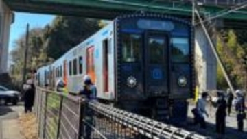 【続報】JR長崎本線　長与町「元木踏切」で列車と車が衝突　12時47分運行再開