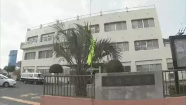 同居していた女性のアクセサリー21万円相当を盗み売却　20代の男を県外で逮捕