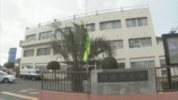 同居していた女性のアクセサリー21万円相当を盗み売却　20代の男を県外で逮捕